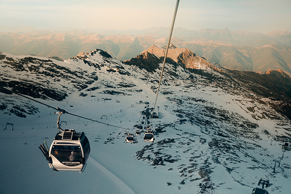 Skilift-&Oslash;strig-Travelers-Planet-12-2025-600x400